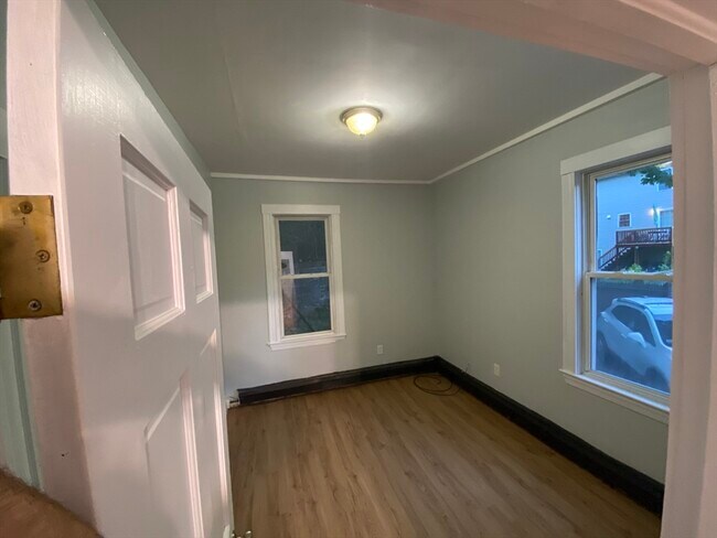 Building Photo - 63 Marshfield St