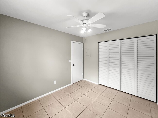 Building Photo - 17435 Barbara Dr