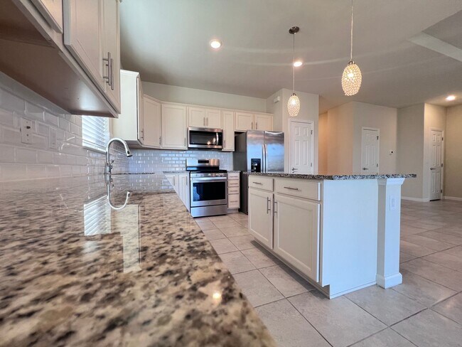 Building Photo - Stunning Lakefront 3/2 Home in the Heart of Babcock Ranch