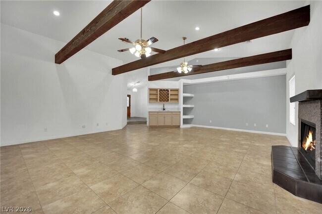 Building Photo - 7595 W Camero Ave