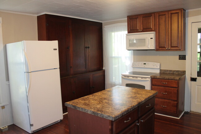 More storage and plenty of counter space - especially with the island. - 710 Clark st