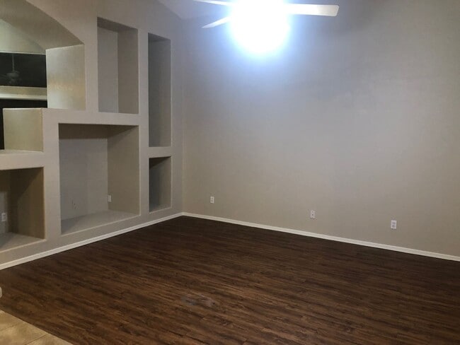 Building Photo - Long Term rental in Chandler