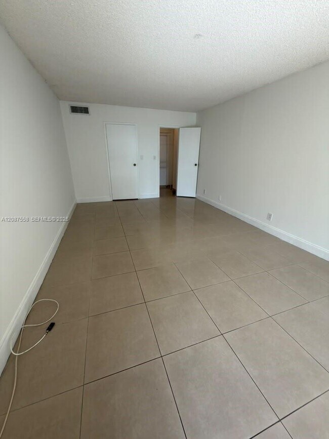 Building Photo - 501 Three Islands Boulevard