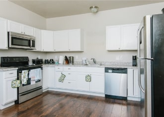 Building Photo - 846 N 600 W