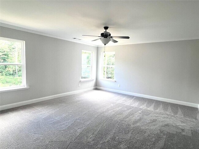 Building Photo - 4385 Easter Lily Ave