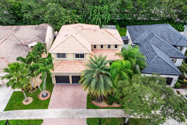 Building Photo - 1325 Camellia Cir