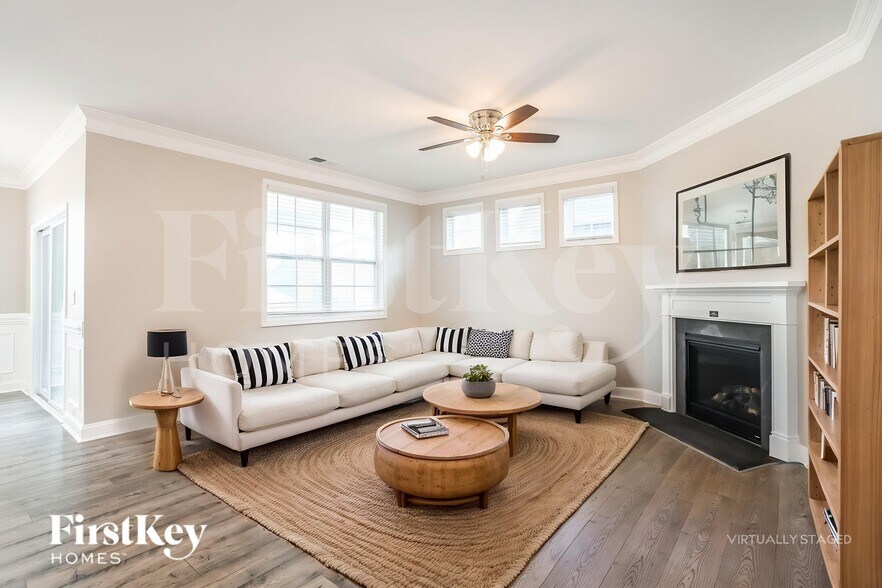 Building Photo - 126 Ari Ave