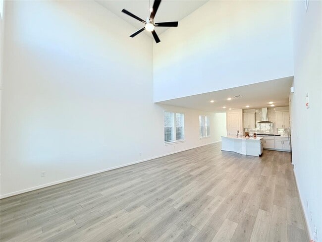 Building Photo - 604 Palatino Bend