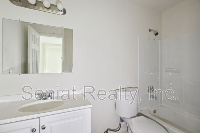 Building Photo - 7760 N Coronet Ct