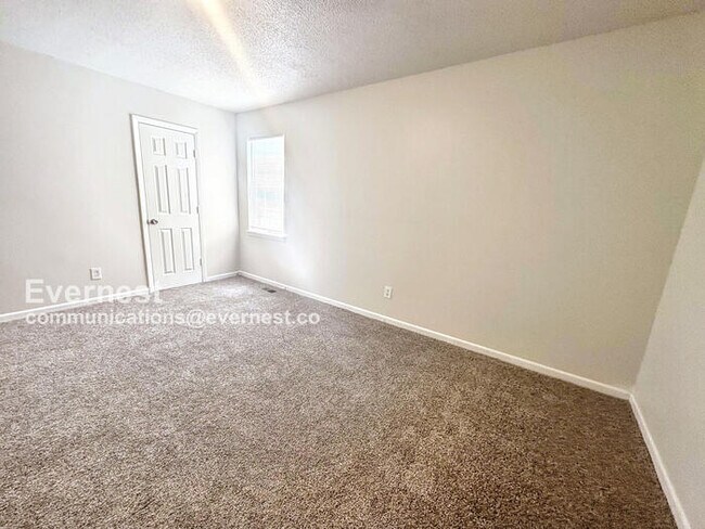 Building Photo - 6546 Telia Dr