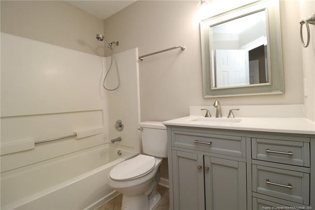 Building Photo - 114 Windward Ct