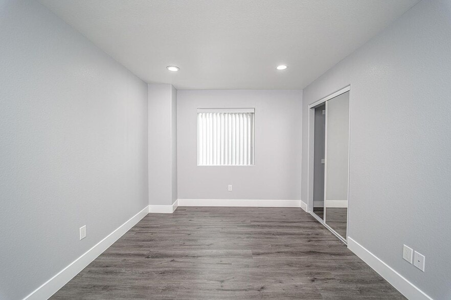 Building Photo - 1309 E Pacific Coast Hwy