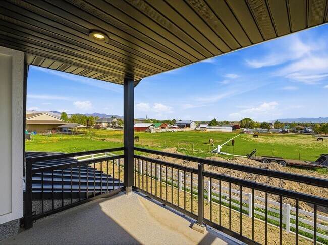 Building Photo - RES_O VAN DER WATT_14512