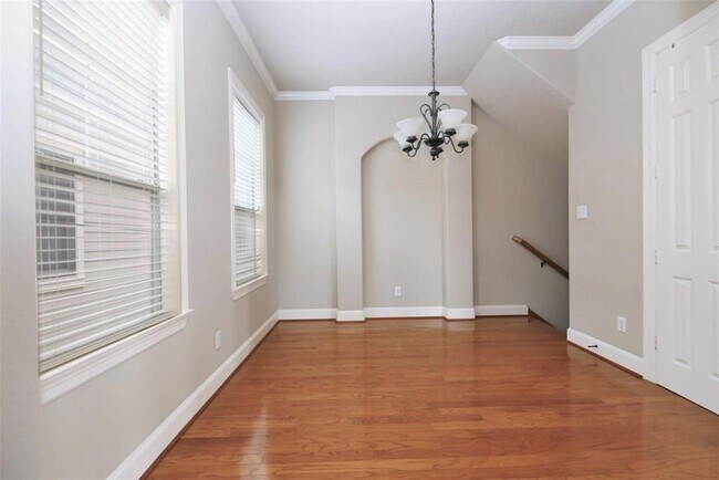 Building Photo - 1203 Genesee St