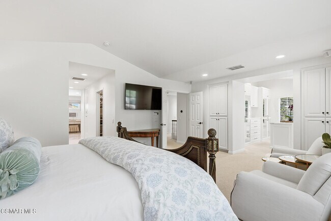 Building Photo - 2485 Waldemar St