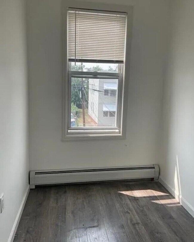 Building Photo - 220 Nunda Ave