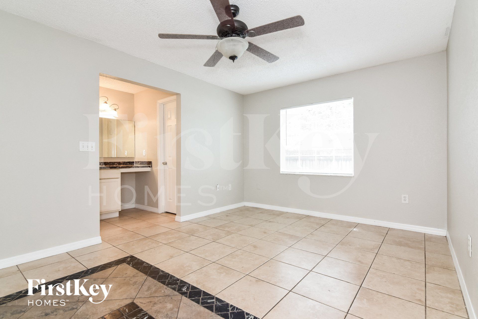 Building Photo - 331 Pico Ct