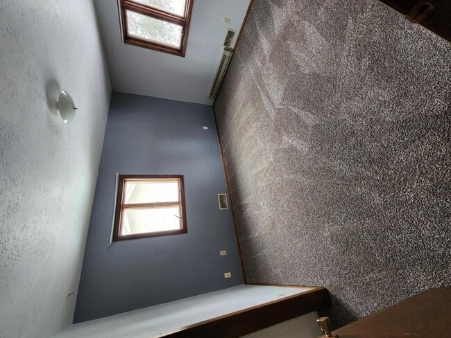 Building Photo - 2318 E Boulevard Ave