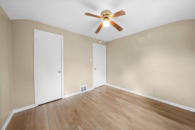 Building Photo - 1380 Wentworth Ave
