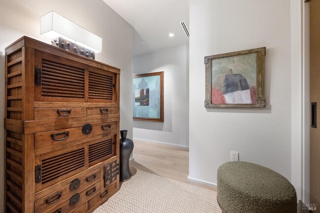 Building Photo - 171 Sawmill Cir