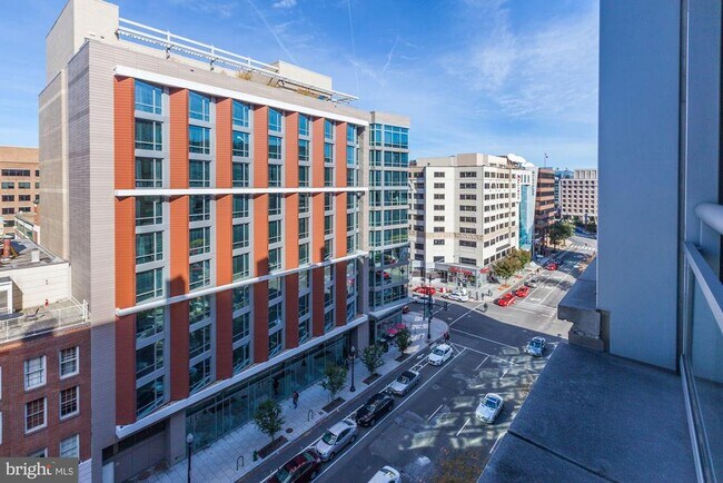 Building Photo - 1155 23rd St NW