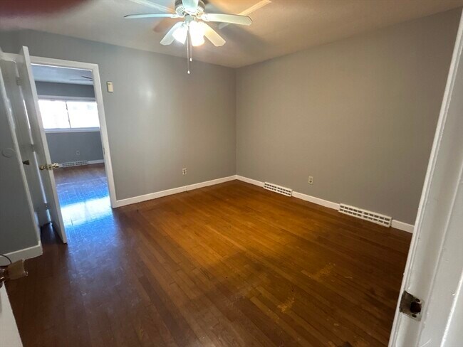 Building Photo - 55-57 Union St