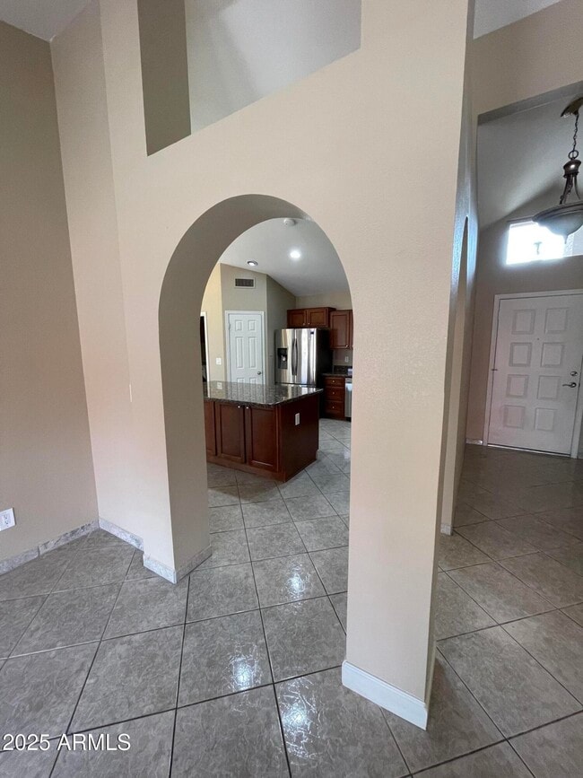 Building Photo - 3443 E Tonto Ln