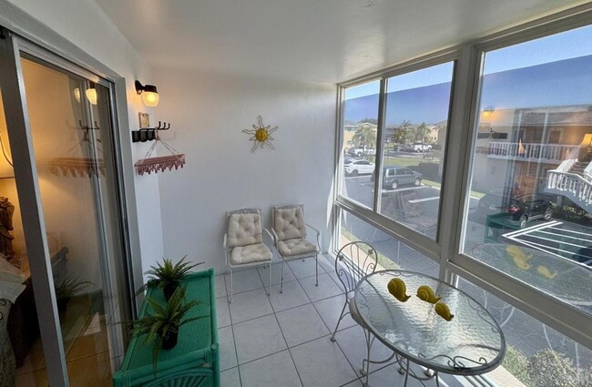 Building Photo - 2222 NE 1st Way