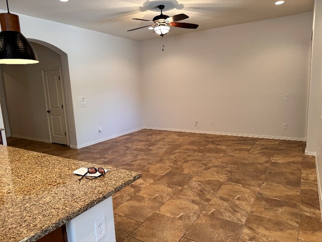 Building Photo - 13641 W Jesse Red Dr