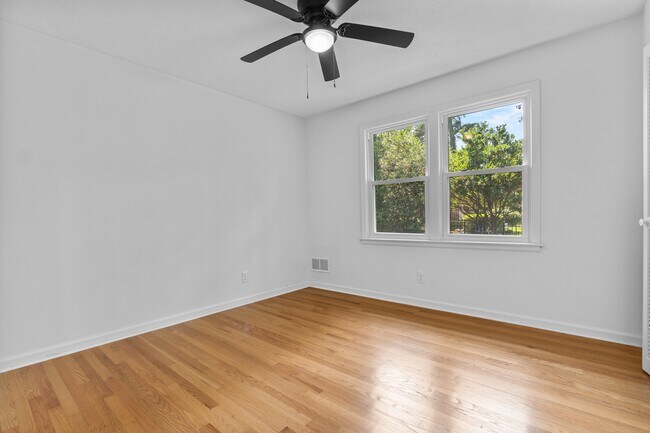 Building Photo - 4003 Rockbridge Rd