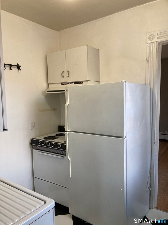 Building Photo - 192 Foster St