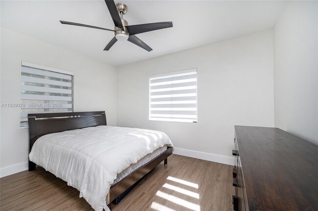 Building Photo - 3077 SW 5th St