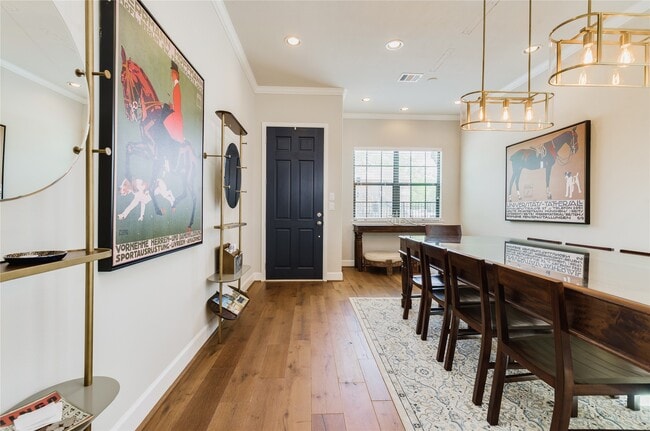 Building Photo - 4014 Woodhead St