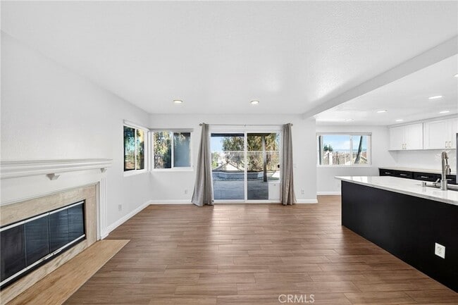 Building Photo - 3355 Sterling Dr