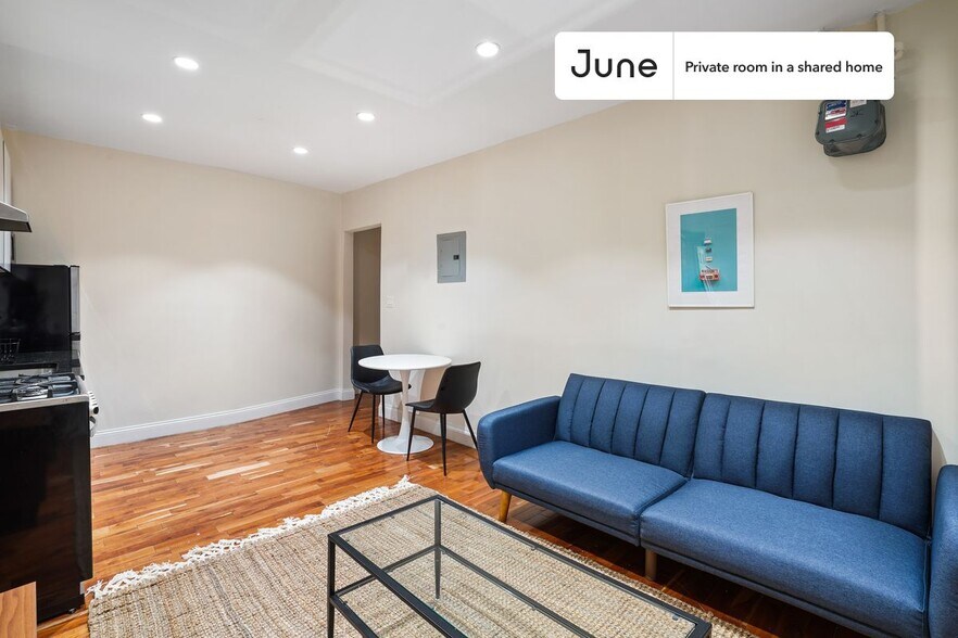 Building Photo - Room in Shared 2 bed/1 bath home in East Harlem