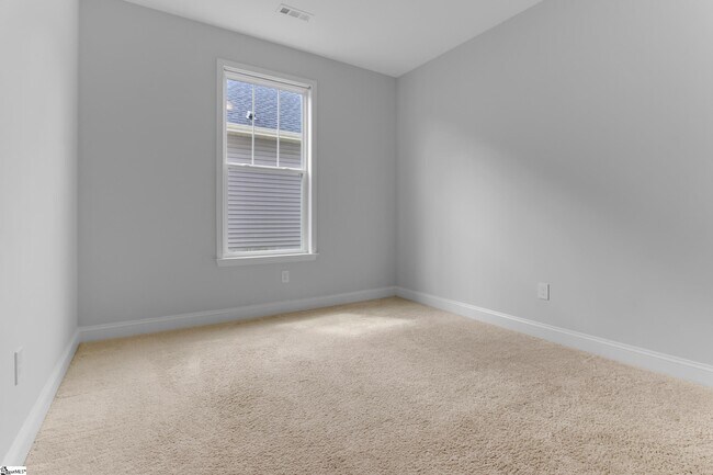 Building Photo - 111 Royal Pine Wy.