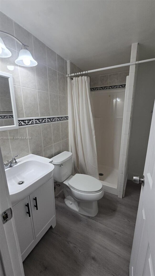 Building Photo - 2645 SW 90th Ave