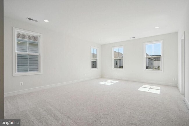 Building Photo - 23115 Glenwood Hts Cir