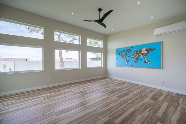 Building Photo - European-inspired Mid-Century Henderson Home!