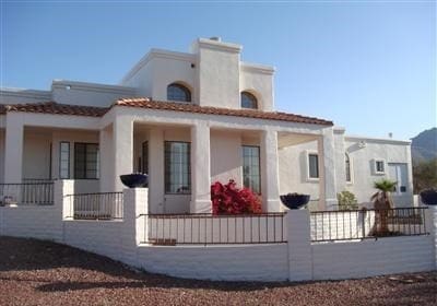 Building Photo - 820 E Chula Vista Rd