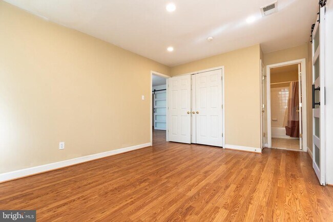 Building Photo - 13039 Glen Mill Rd