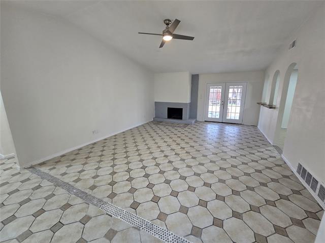 Building Photo - 3304 Crestforest Cir