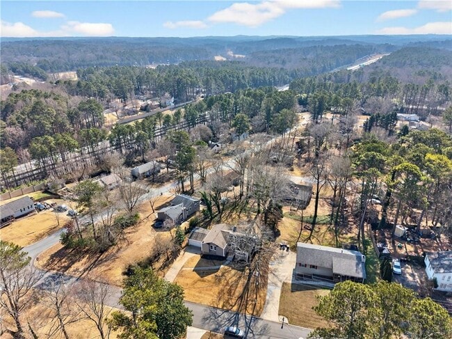 Building Photo - 4933 Dana Dr NE