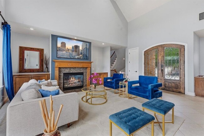 Building Photo - 14121 Farm to Market Rd 2769