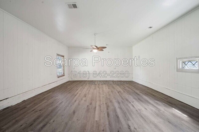 Building Photo - 9163 E Marshall Pl