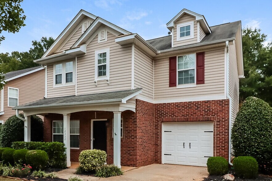 Building Photo - 12332 Cumberland Cove Dr