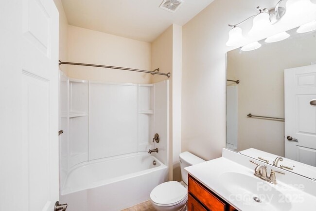 Building Photo - 7012 Kitty Hawk Ln