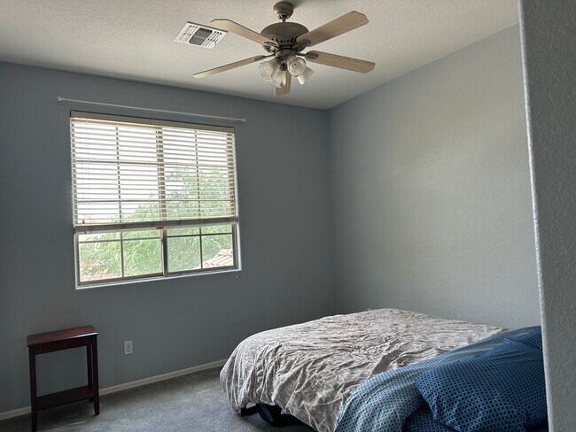 Building Photo - 18686 E Mockingbird Dr