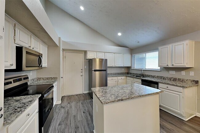 Building Photo - 6230 Billington St