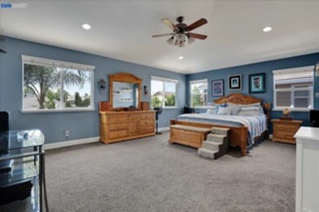 Building Photo - COMING SOON!! Spacious 4-Bedroom Home in O...